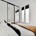 Cosy Appt - Sentier Les Halles - Mobility Lease